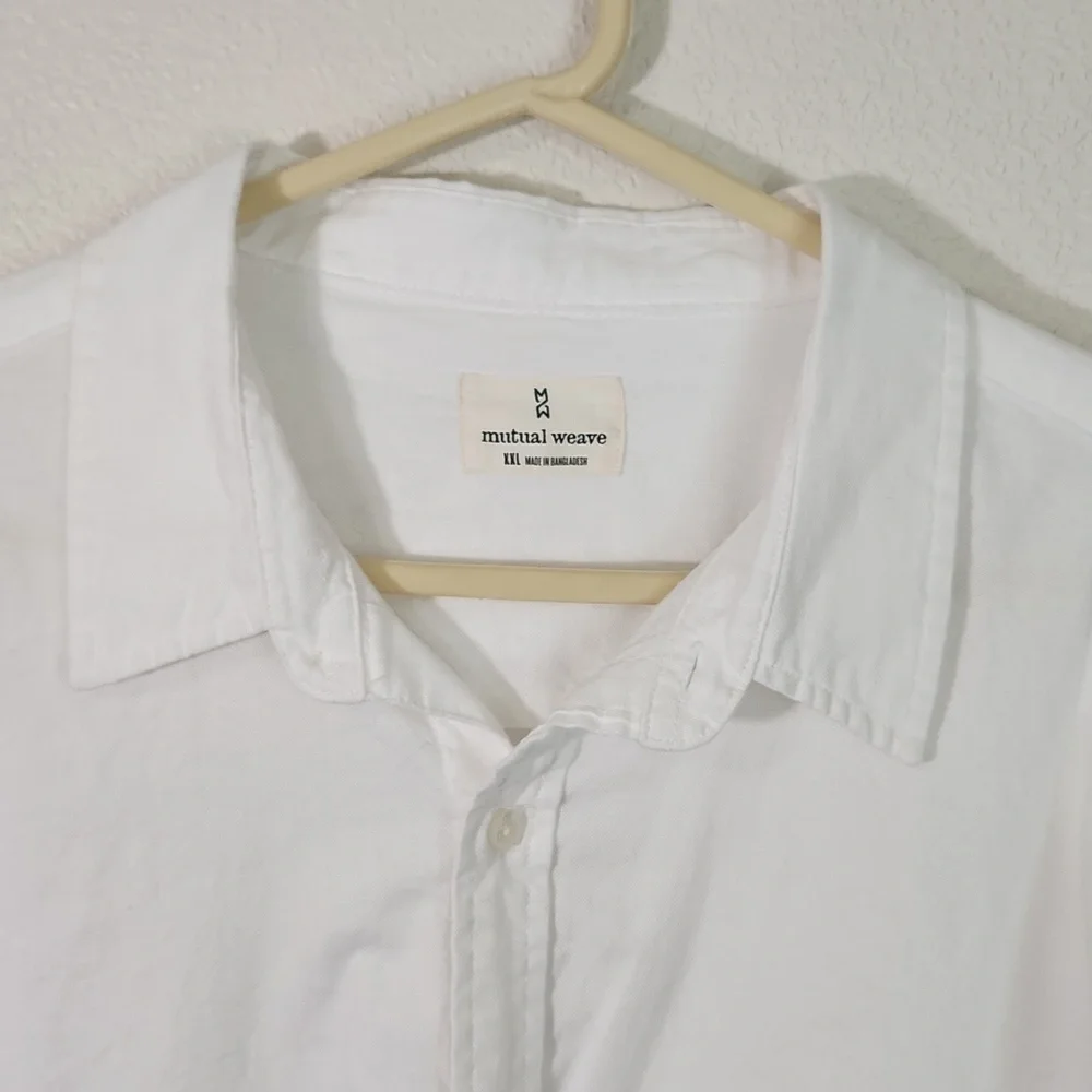 Mutual Weave, white button down Oxford shirt, size XXL - Picture 3 of 6